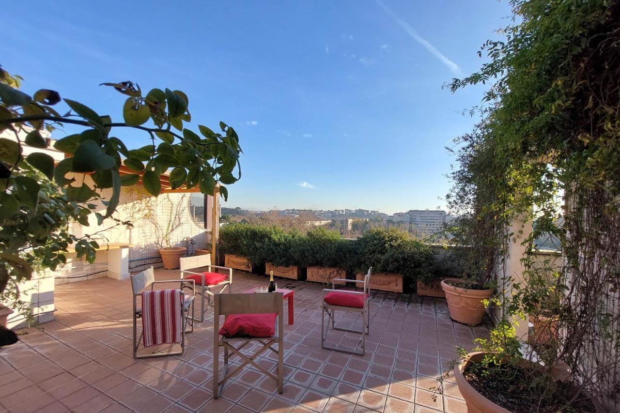 Beautiful Loft In Ponte Milvio With Terrace Apartamento