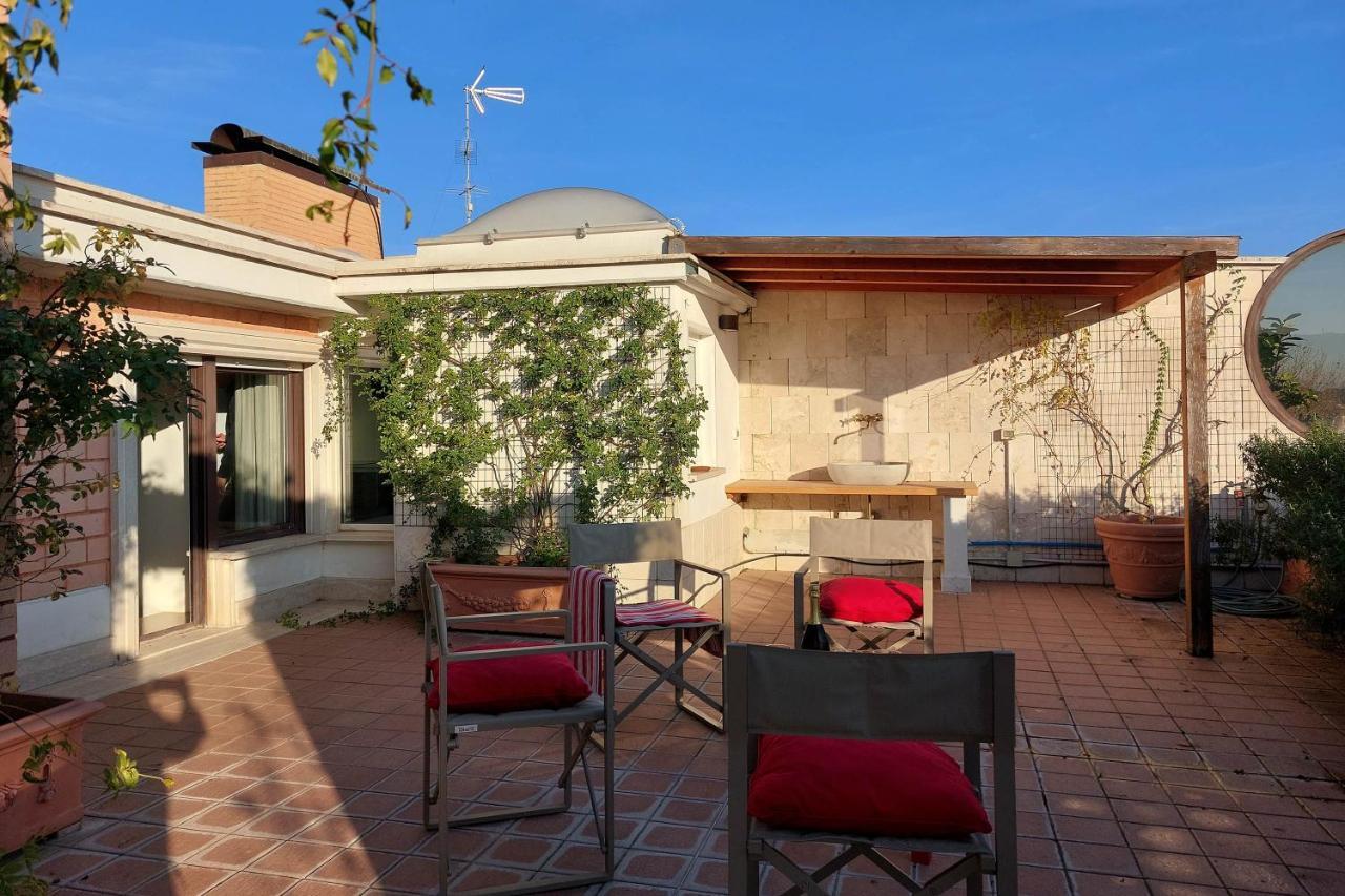 Beautiful Loft In Ponte Milvio With Terrace Apartamento Roma