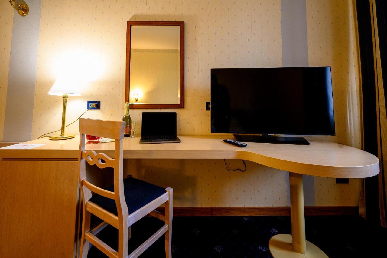 Hotel Torre Di Pratolungo 3*