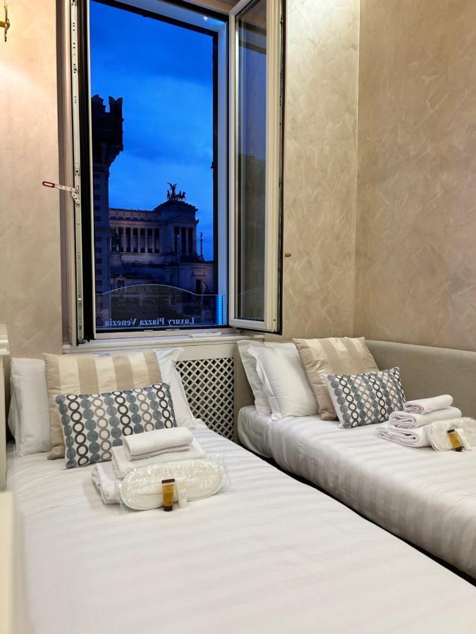 Piazza Venezia Luxury Pensión *