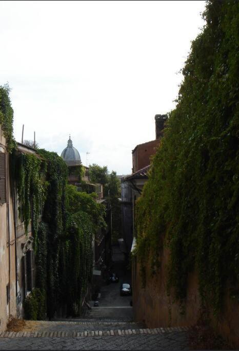 Nanni Vatican House Roma