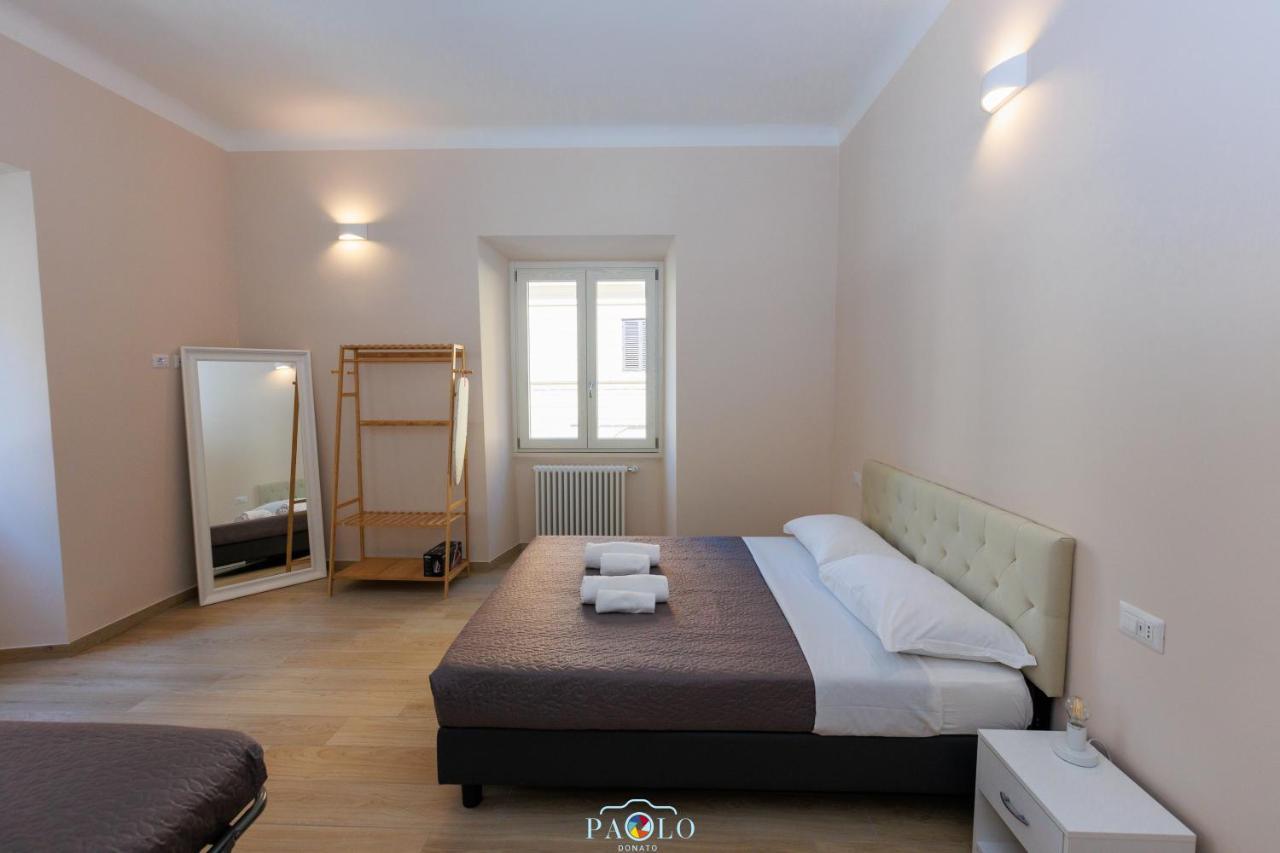Domus Degli Dei * Roma