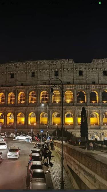 Colosseum Luil Roma