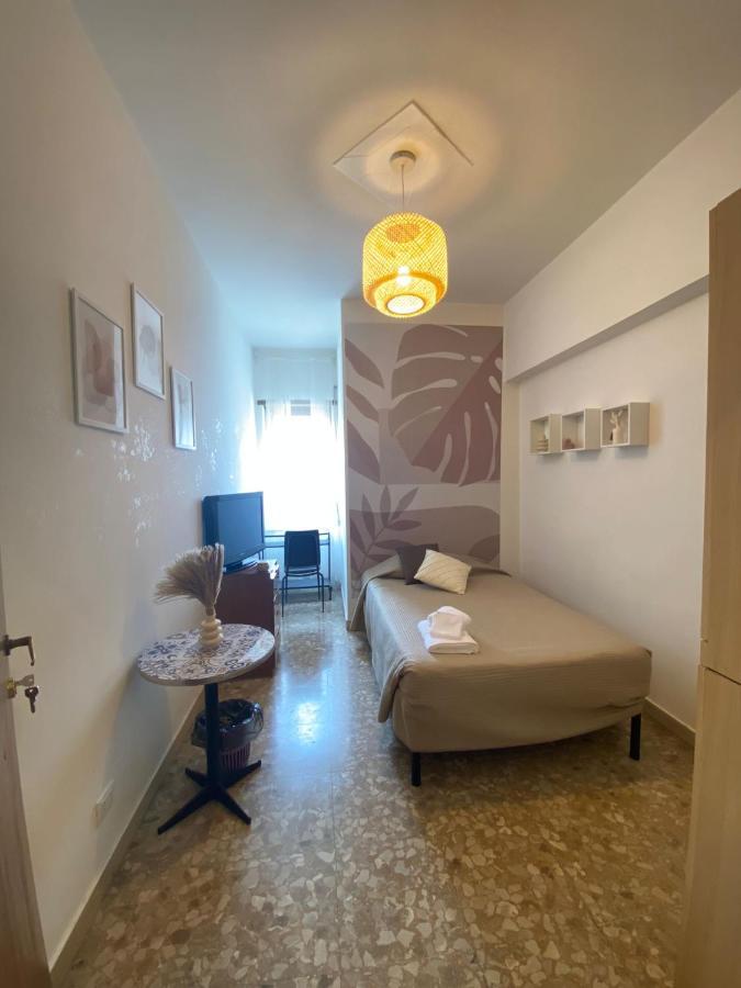 The Italian House In A Pochi Passi Dalla Metro A * Roma