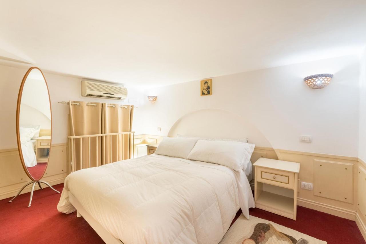 Apartamento D'artista, Elegante Loft Nel Cuore Di *