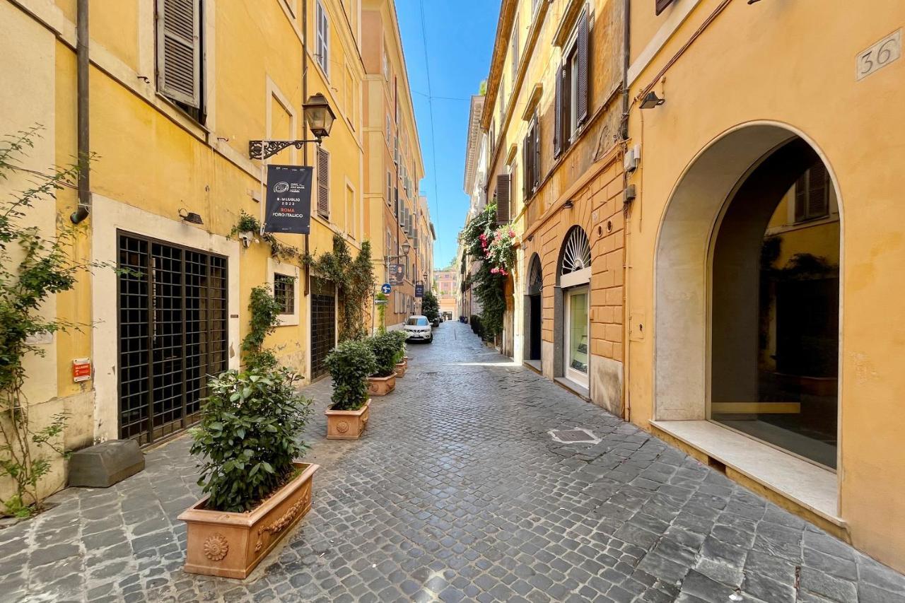 D'artista, Elegante Loft Nel Cuore Di Apartamento Roma