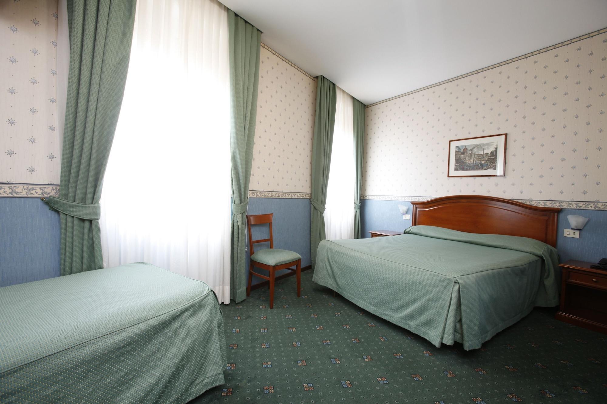 Adriatic Hotel