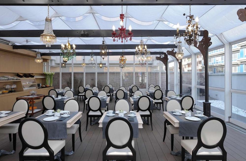 Caravel 4*