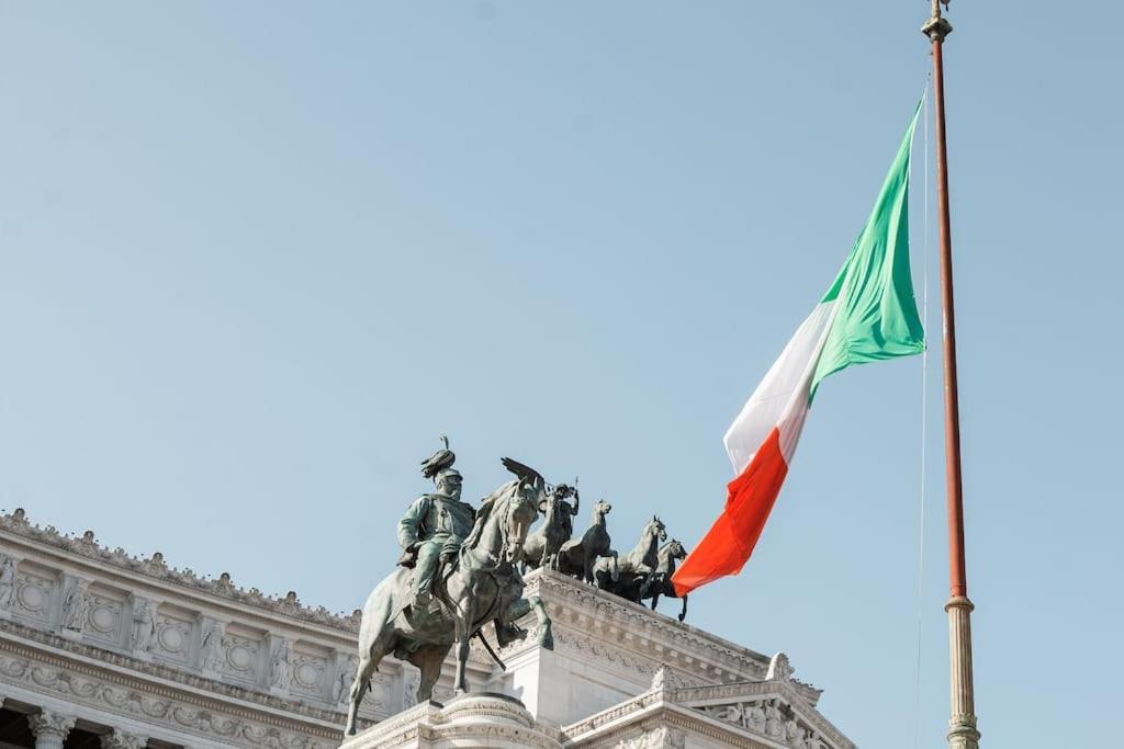 Leilighet Peaceful In Piazza Venezia's Alleys
