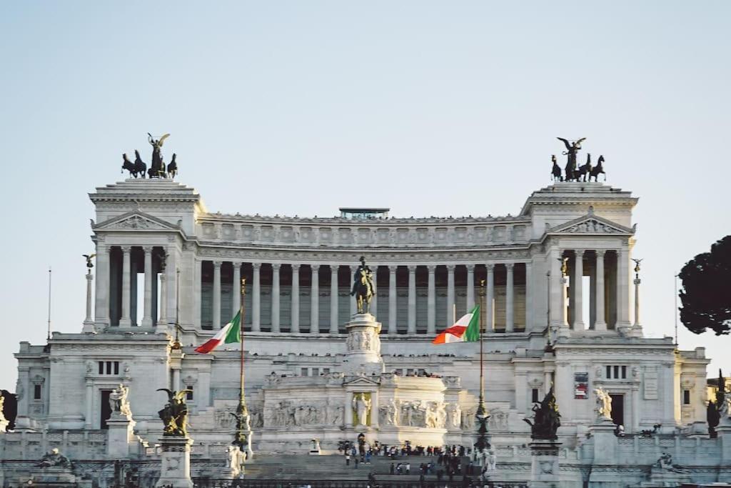 Leilighet Peaceful In Piazza Venezia's Alleys *