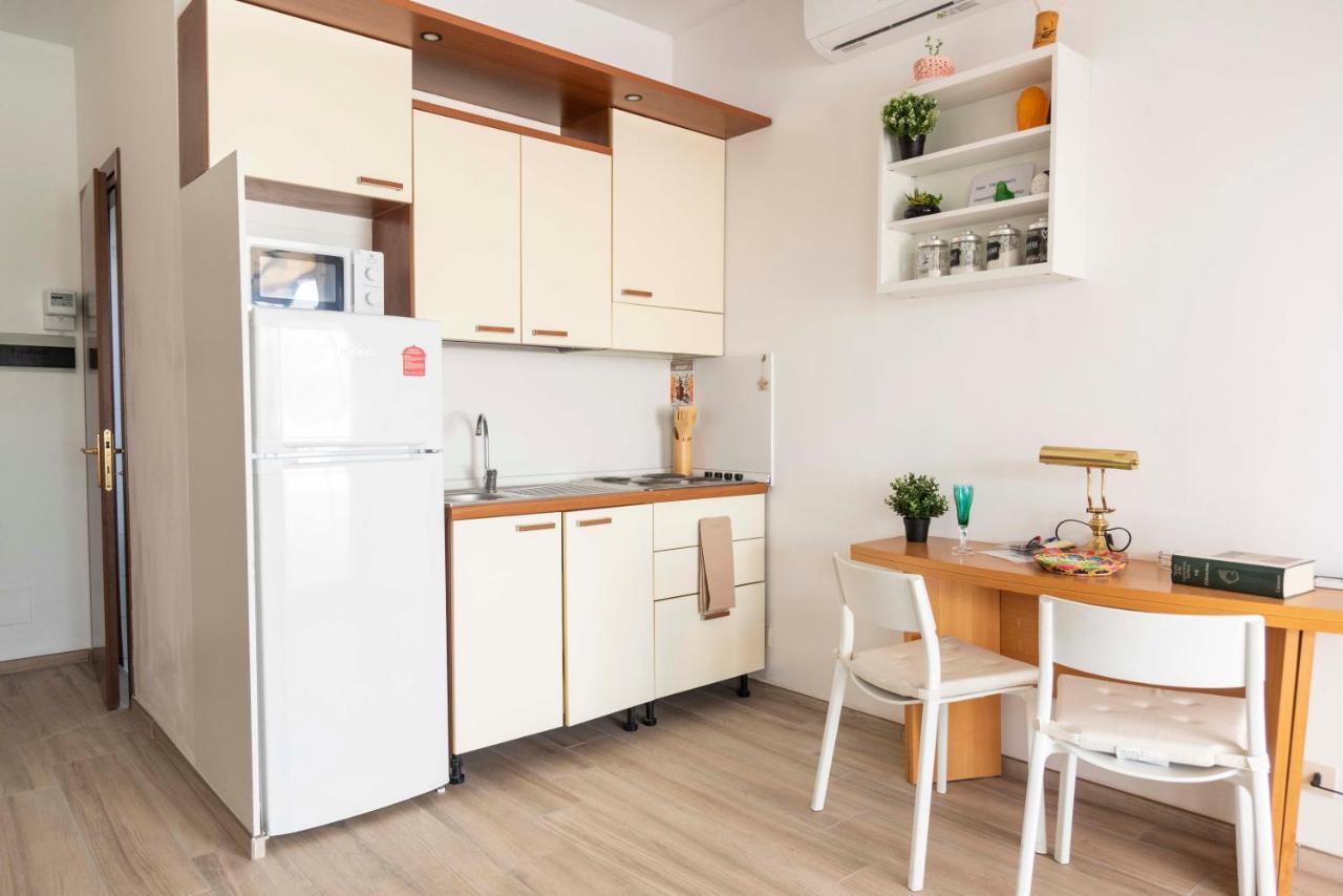 Amazing Penthouse Eur Apartamento Roma
