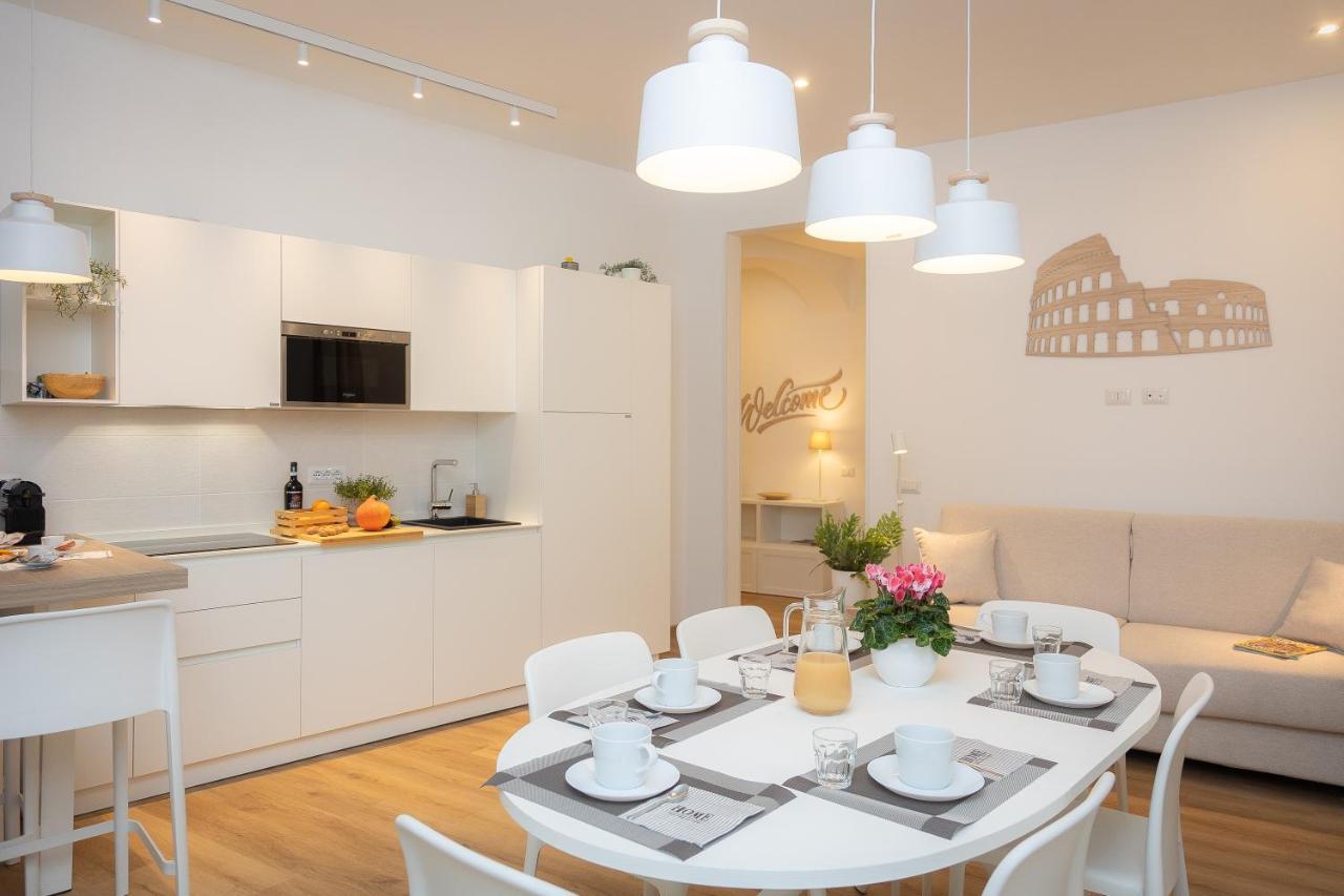 Appartamento Colosseum Holidays - Three-bedroom Roma