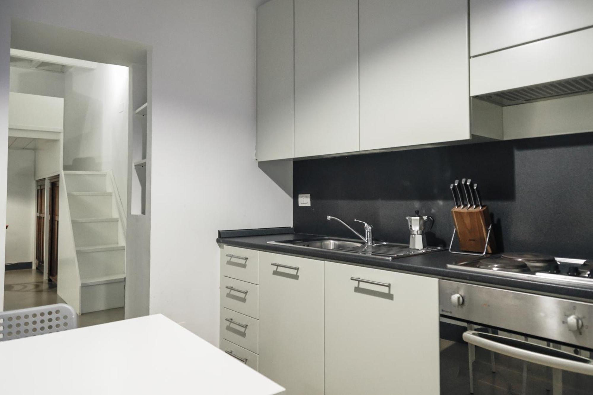 Stylish Loft In Monti Area, Near Colosseum Roma