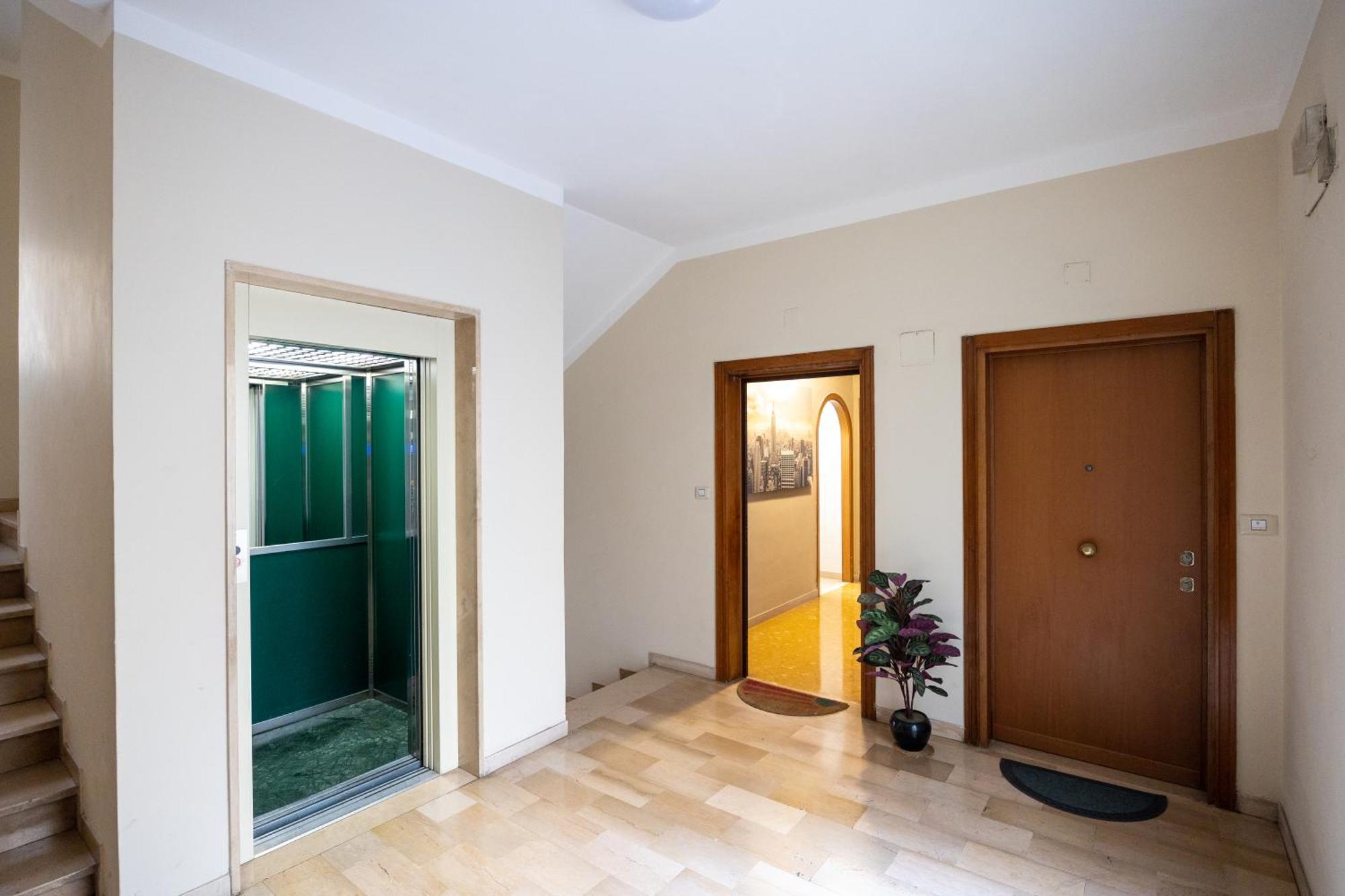 Apartment Big Air Conditioning Wifi Netflix 90 Mq