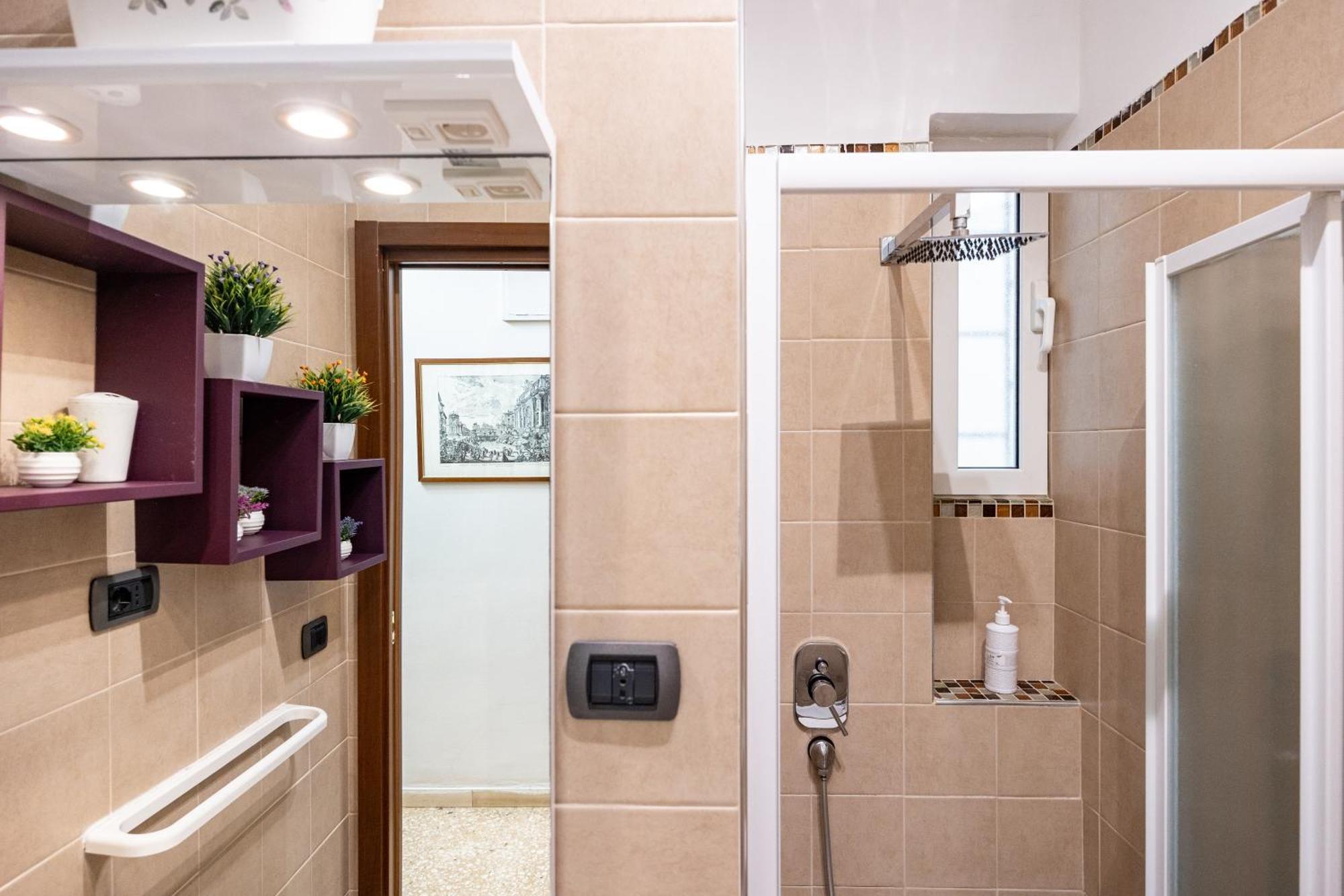 Big Air Conditioning Wifi Netflix 90 Mq Apartment Rome