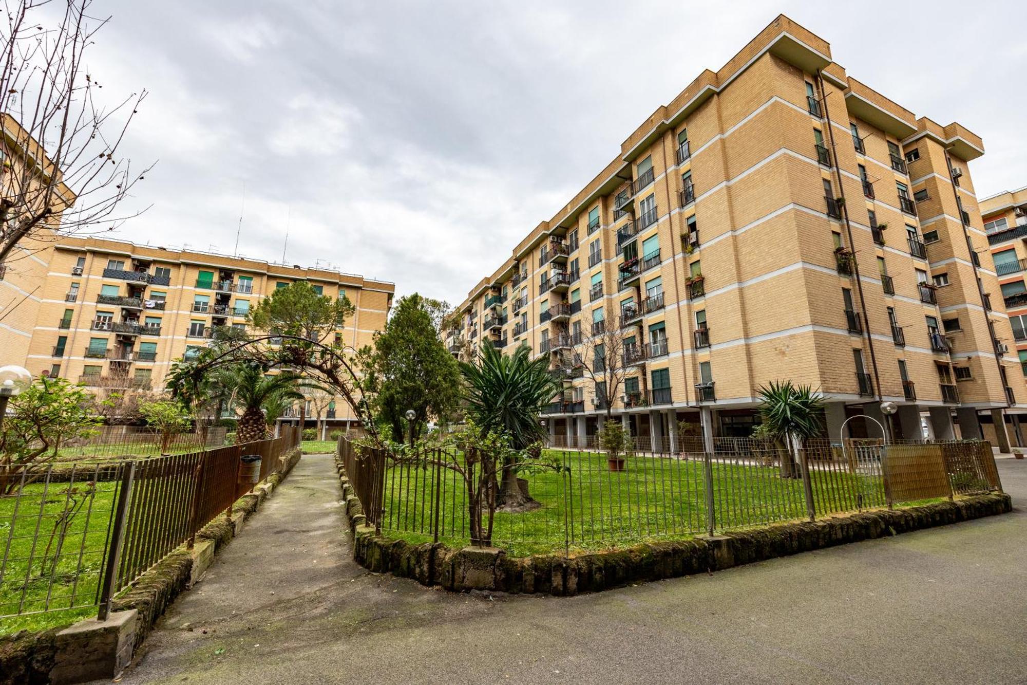 Apartment Big Air Conditioning Wifi Netflix 90 Mq Rome