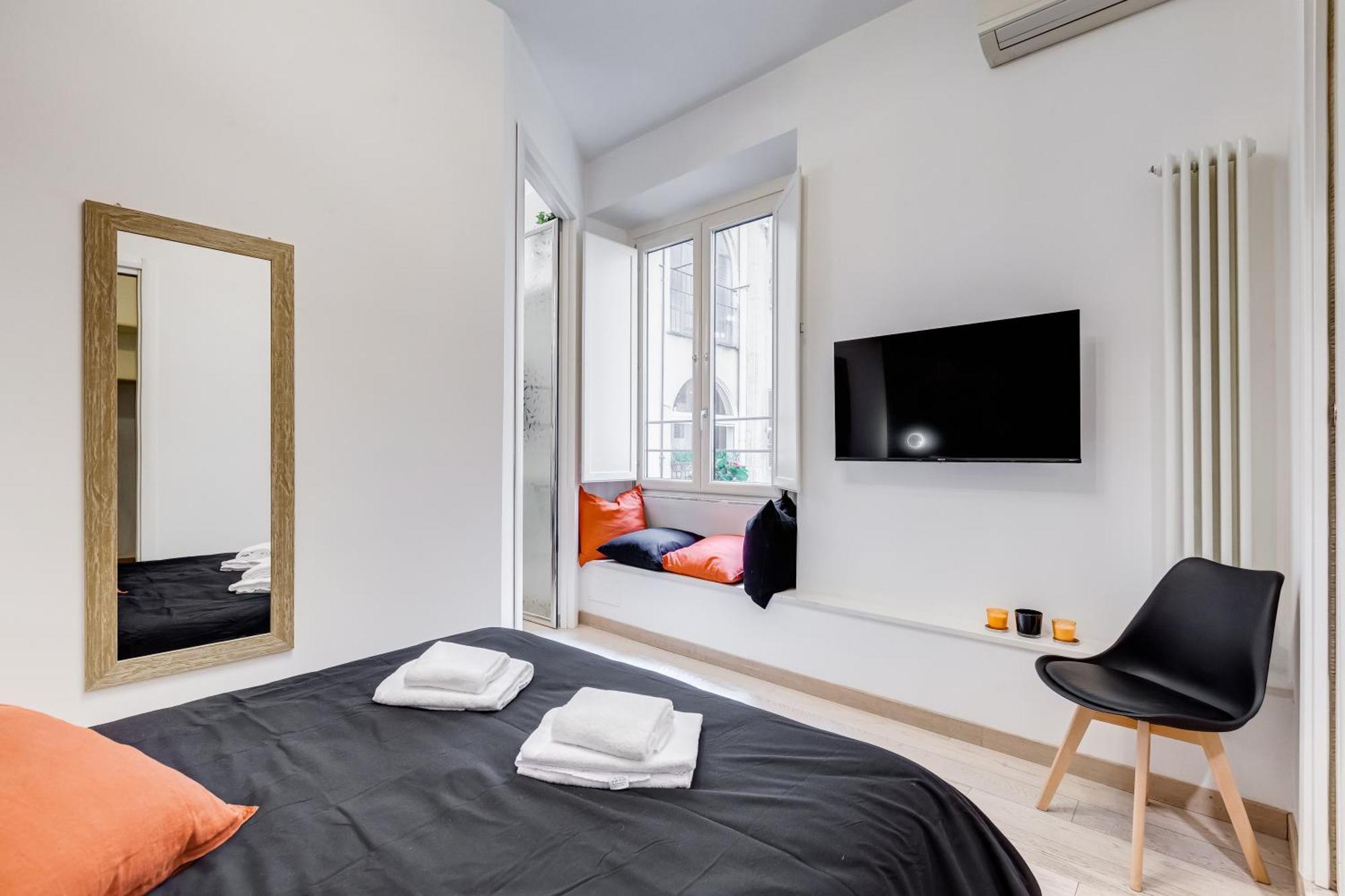 Classy 2-bdr In Termini District Appartamento