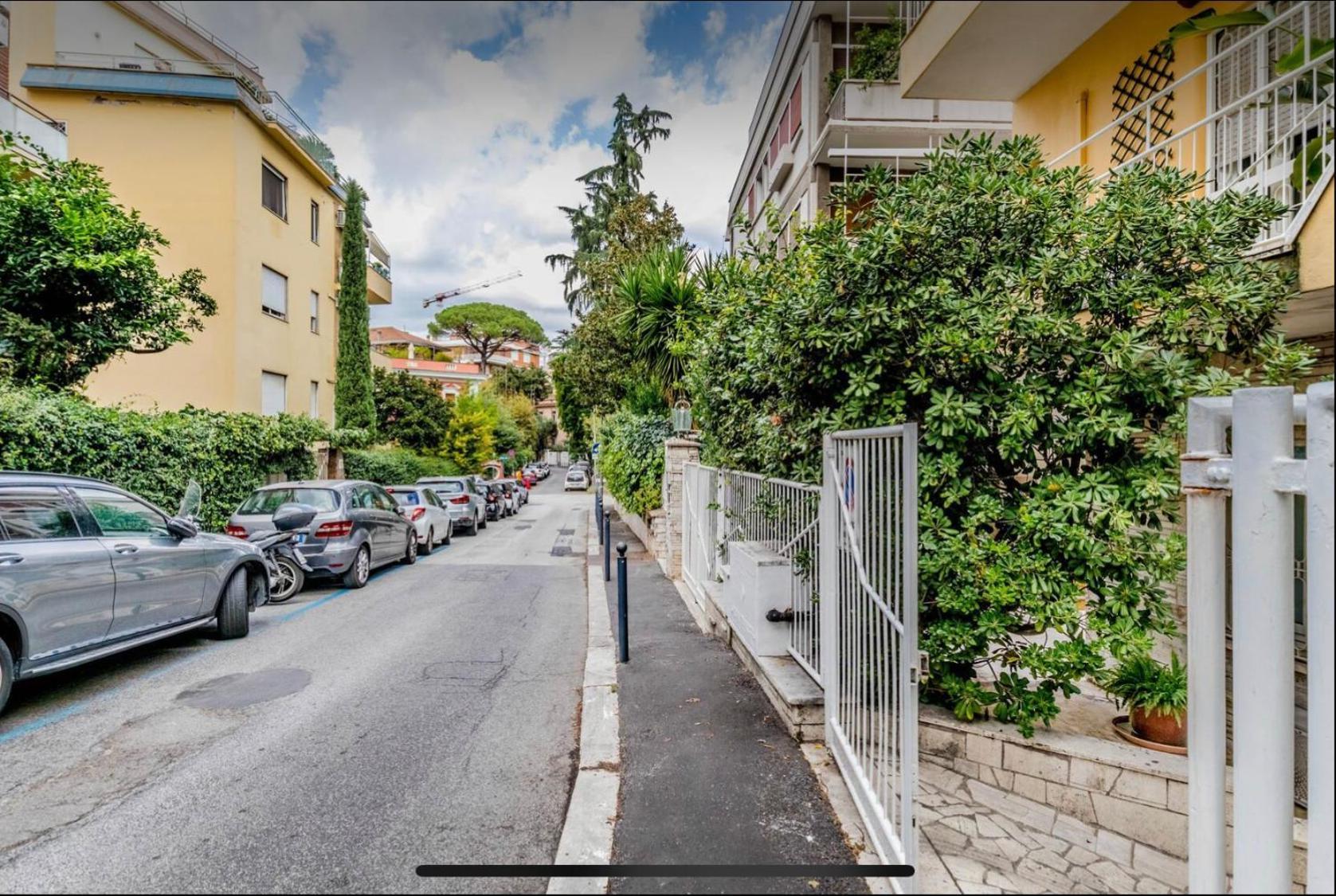 Loft Moderno Vicino Borghese Apartamento