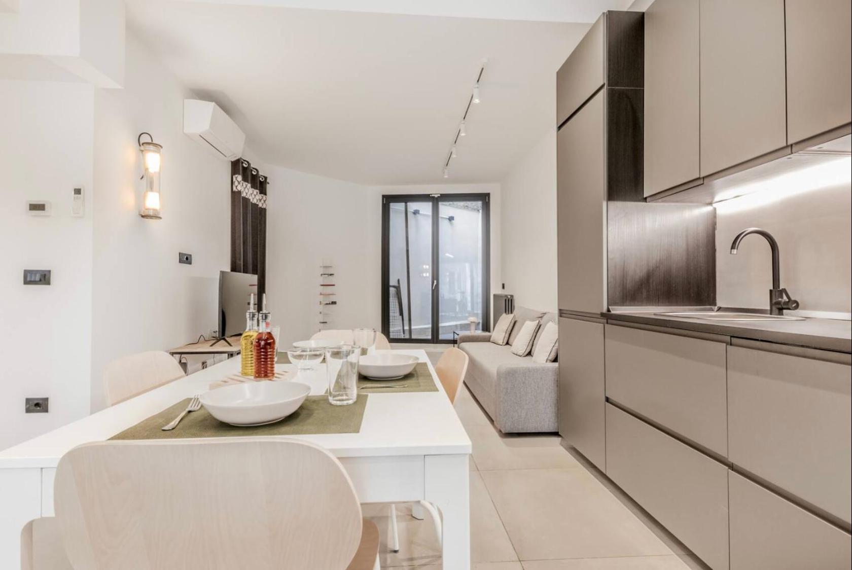 Loft Moderno Vicino Borghese Apartamento