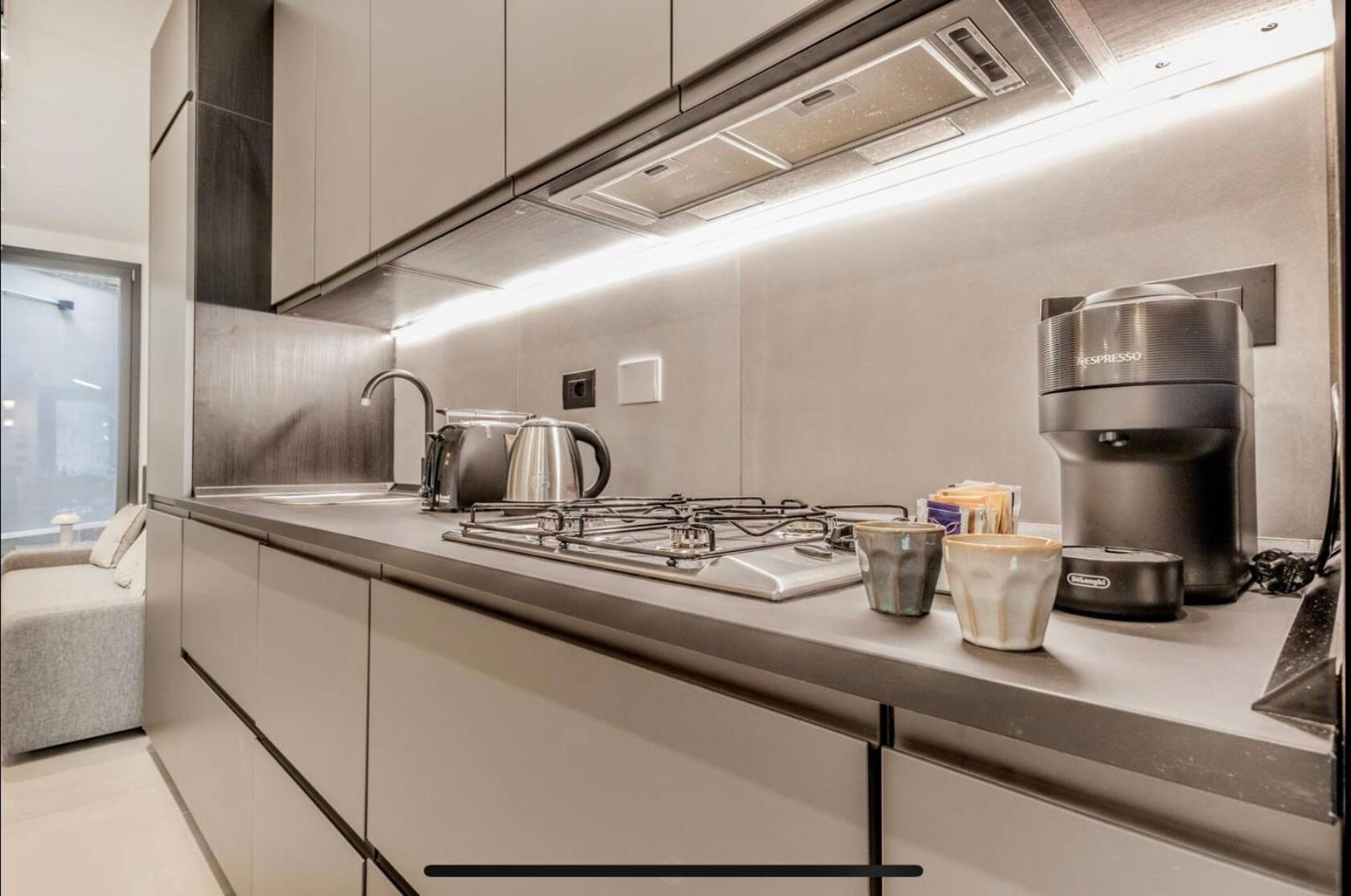 Loft Moderno Vicino Borghese Apartamento