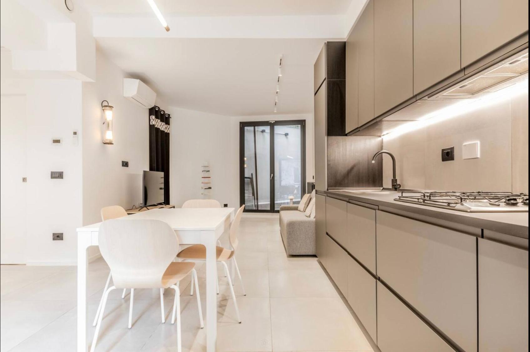 Loft Moderno Vicino Borghese Roma