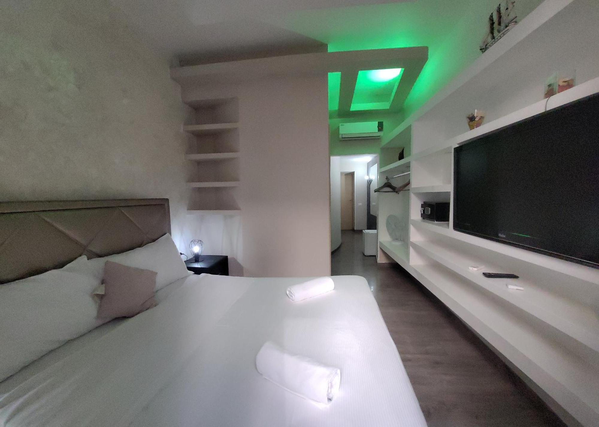 Romantic Dreams Sistina Guest house Rome