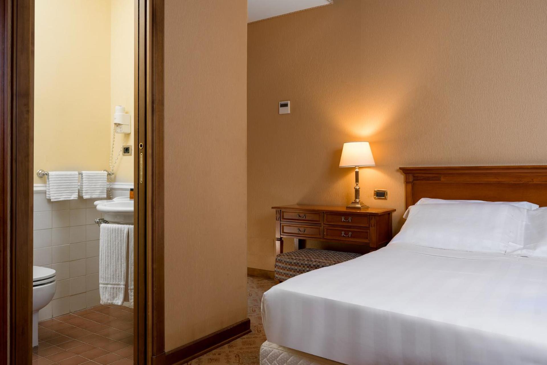 Oceania Hotel Roma