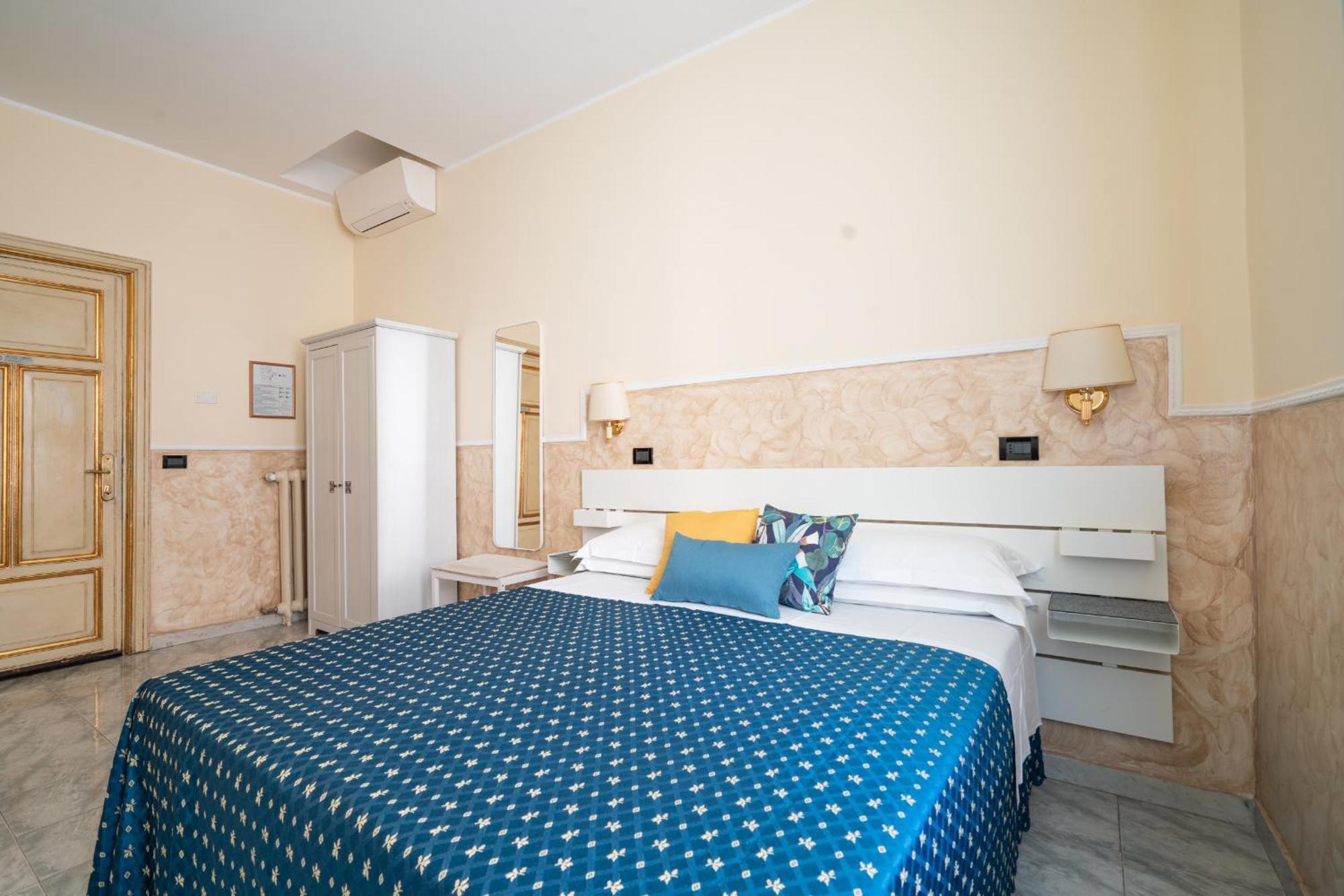 Ascot Hotell 2*