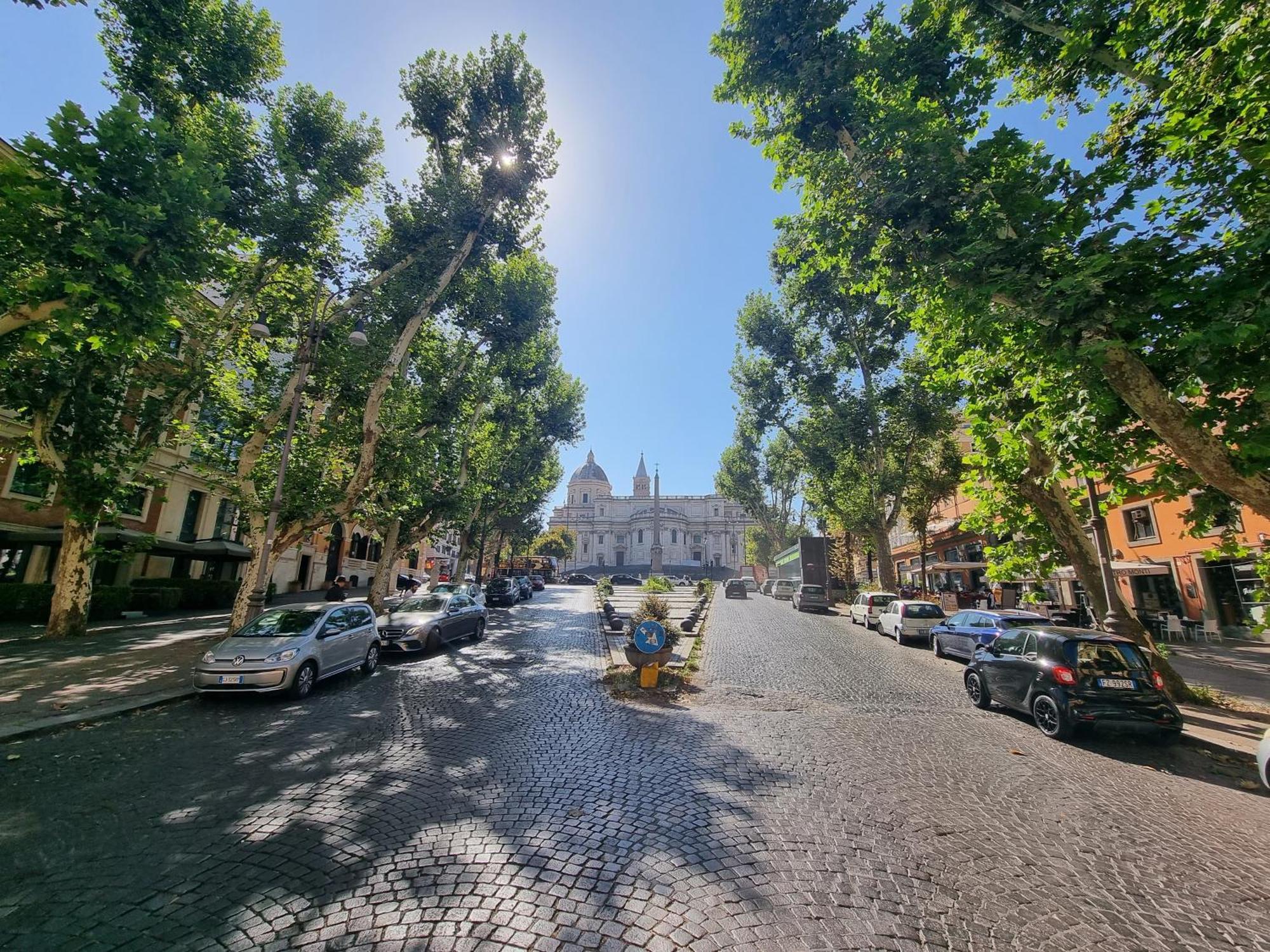 Apartment Luxury 2 Bedroom In The Heart Of