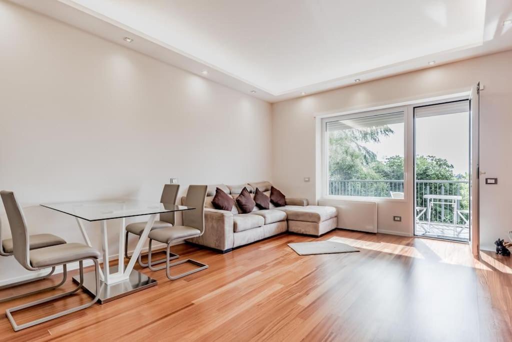 Apartment Luxury Front Of Cavalieri Hilton Rom