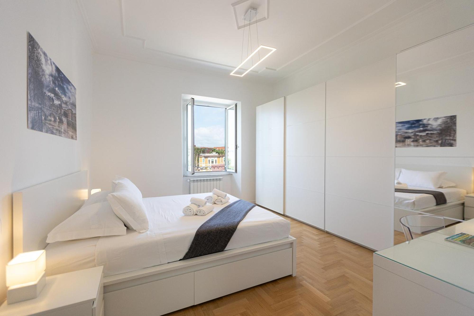 Apartamento Colosseo Modern By In *
