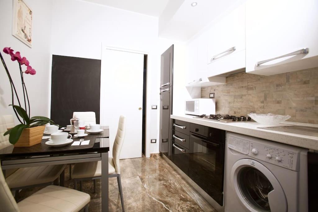 Apartment Comfort In Centro, Benvenuti Nella Cosy House Rom