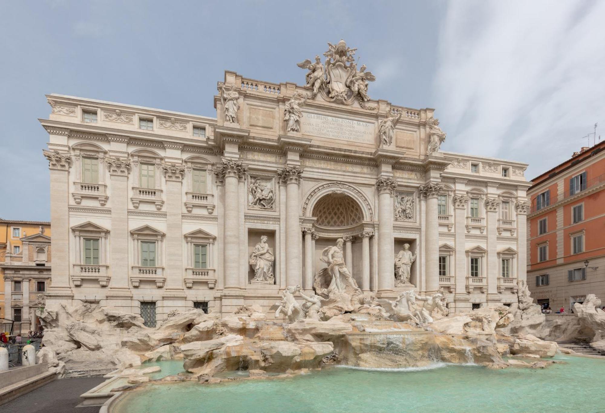 Fontana Di Trevi Sweet *