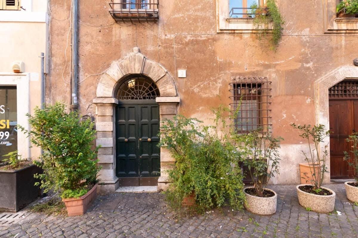 Campo De Fiori Stylish