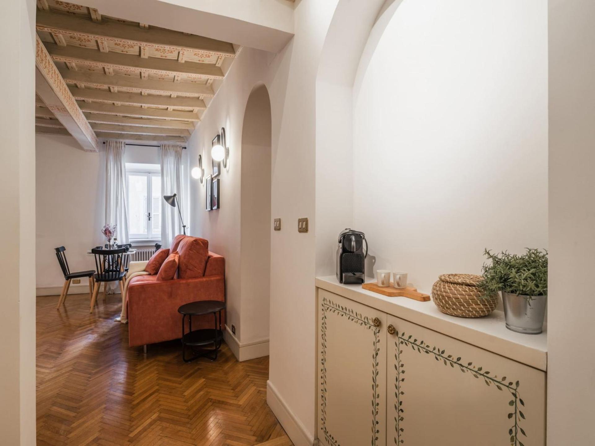 Appartamento The Rent - Spacious Two-bedroom In Old Town Roma