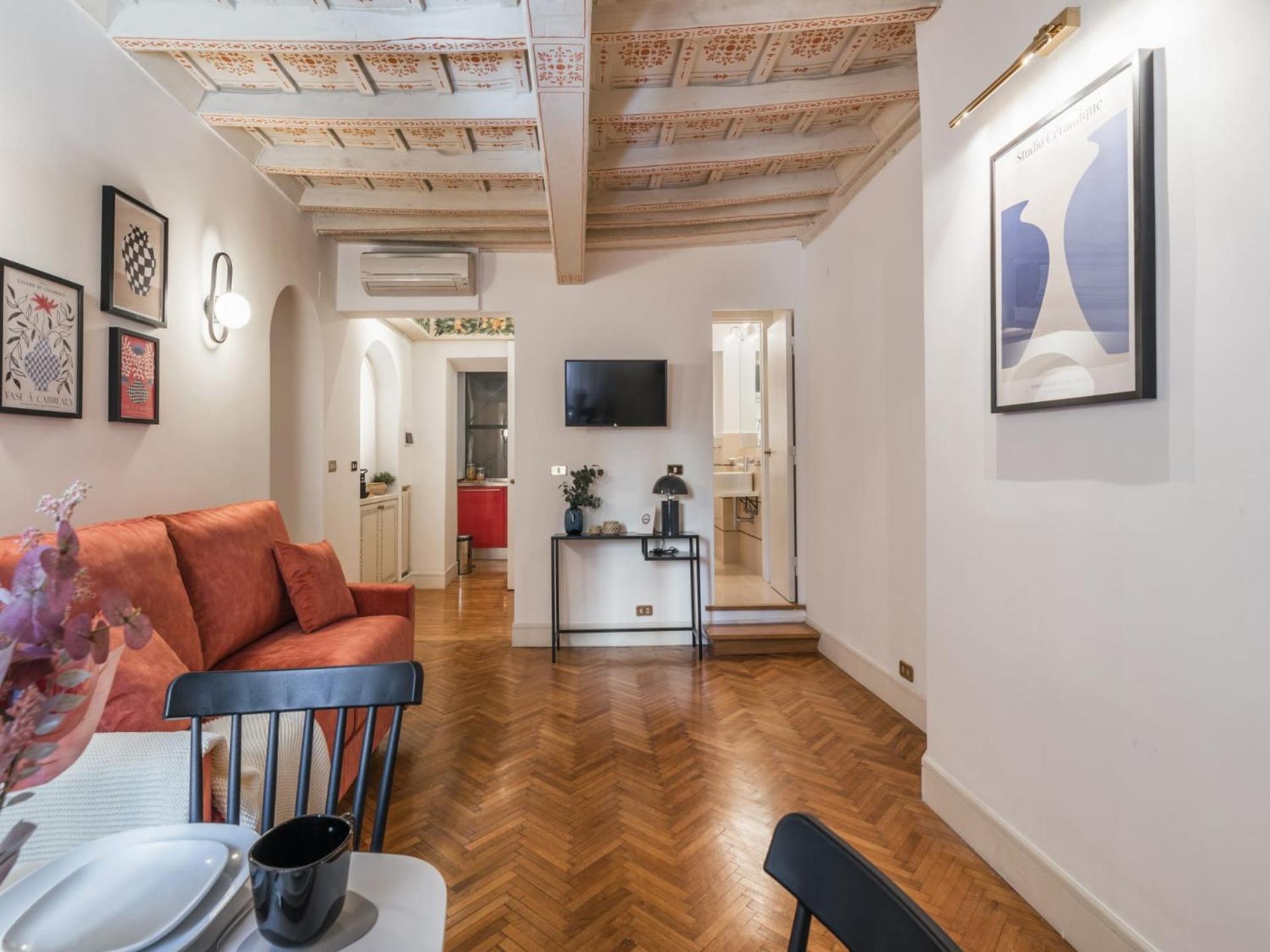 The Rent - Spacious Two-bedroom In Old Town Roma