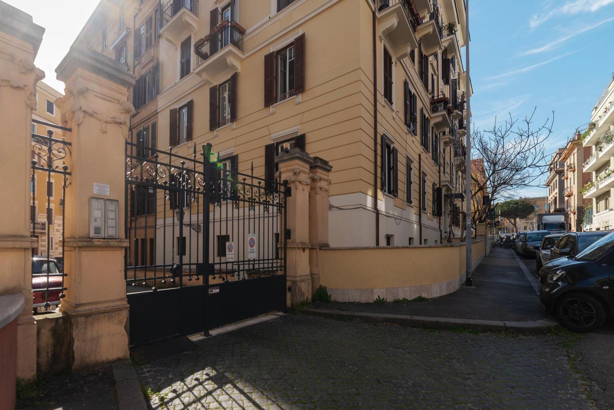 Apartment Policlinico Petrolium Rome