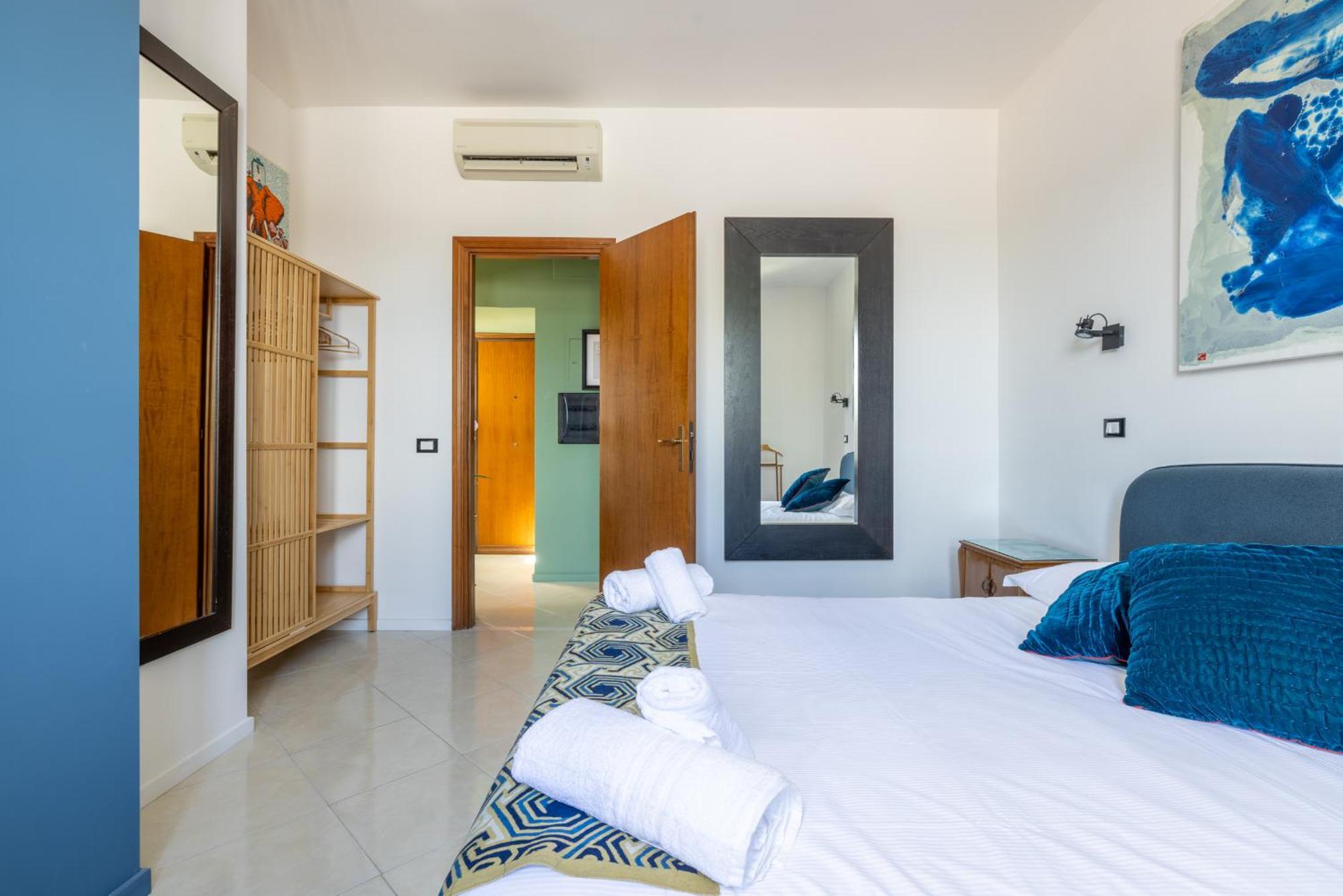 Spacious With Terrace 3 Bedroom, Metroa Battistini *