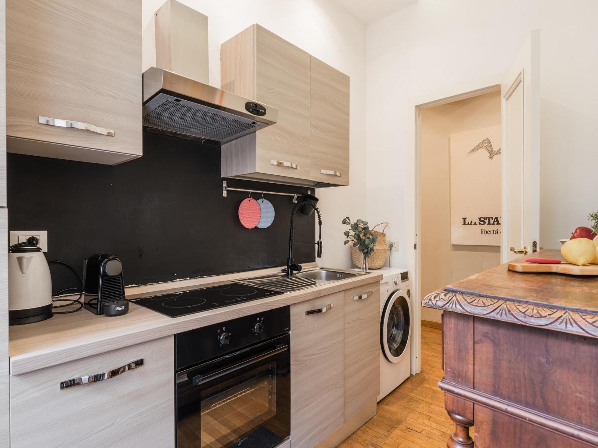Leilighet The Rent - Charming Flat Near Colosseo *