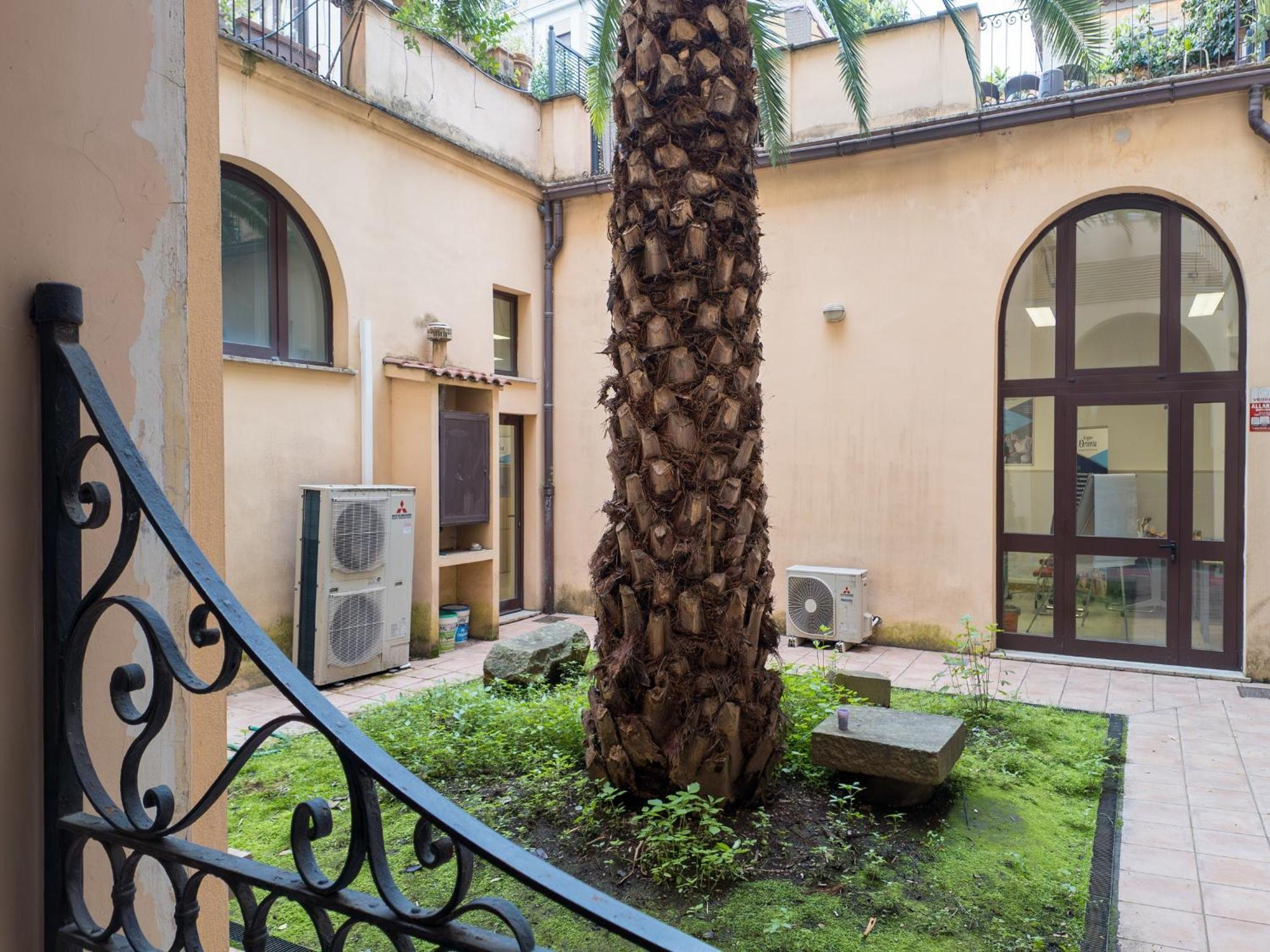 The Rent - Charming Flat Near Colosseo Roma