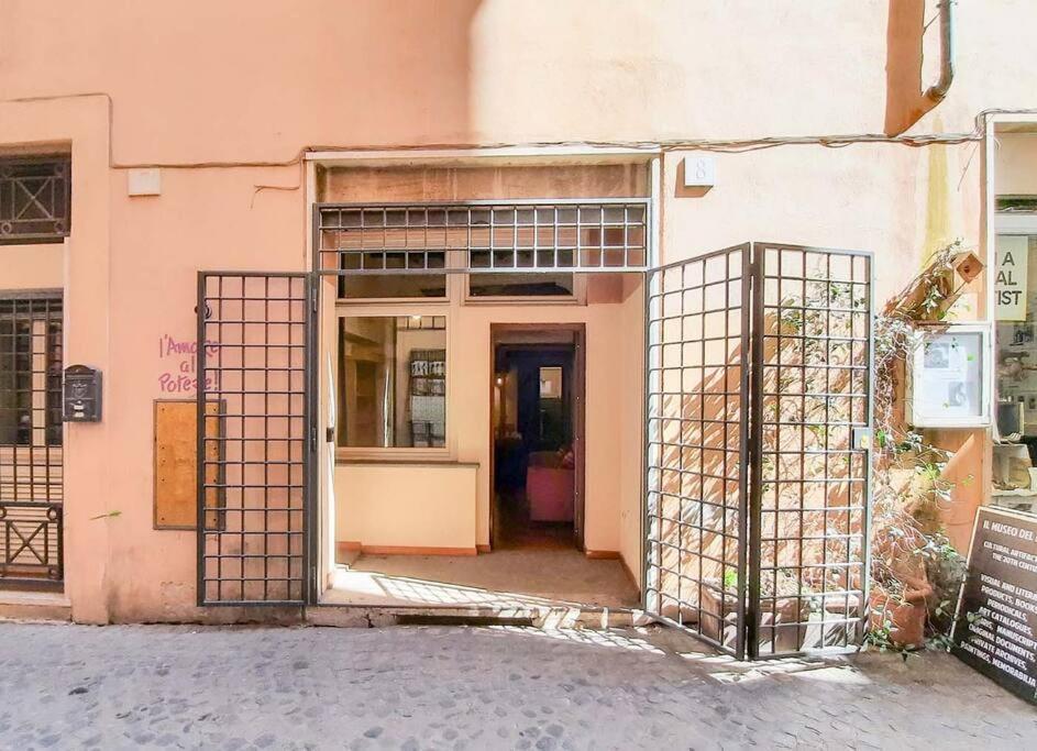 Domus Reginella, Nella Zona Piu Richiesta Di Roma