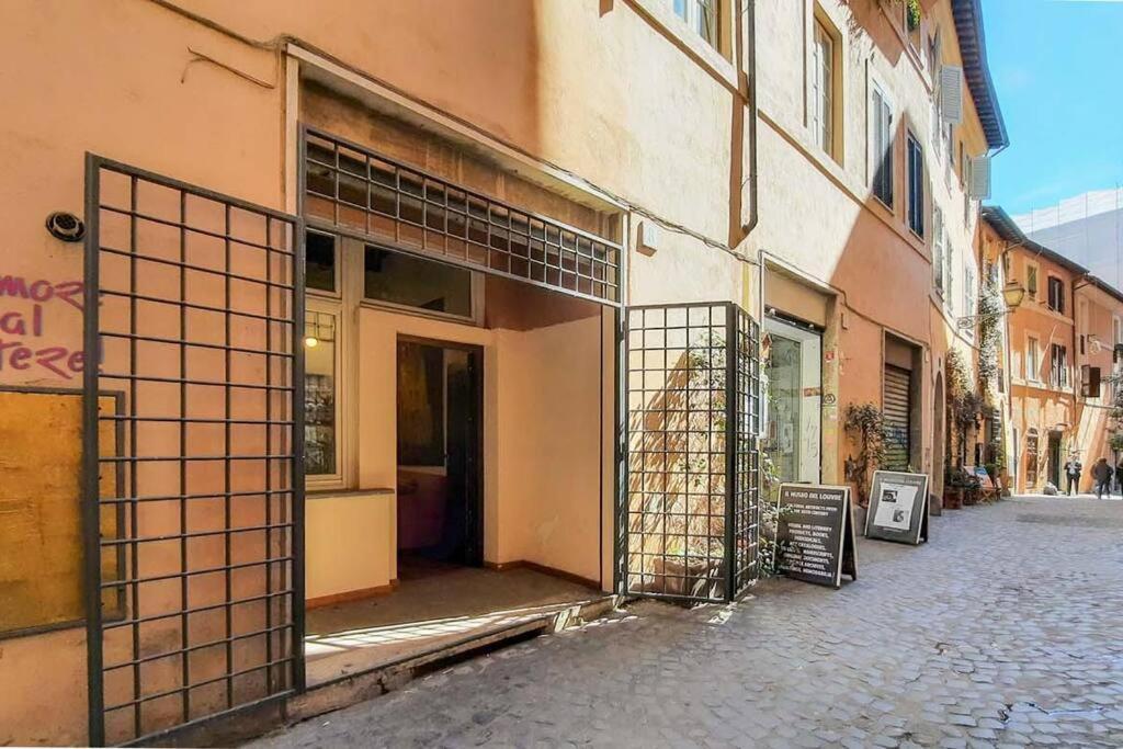 Domus Reginella, Nella Zona Piu Richiesta Di Roma