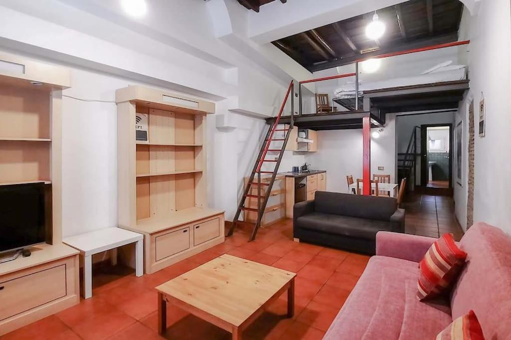 Domus Reginella, Nella Zona Piu Richiesta Di Apartamento Roma