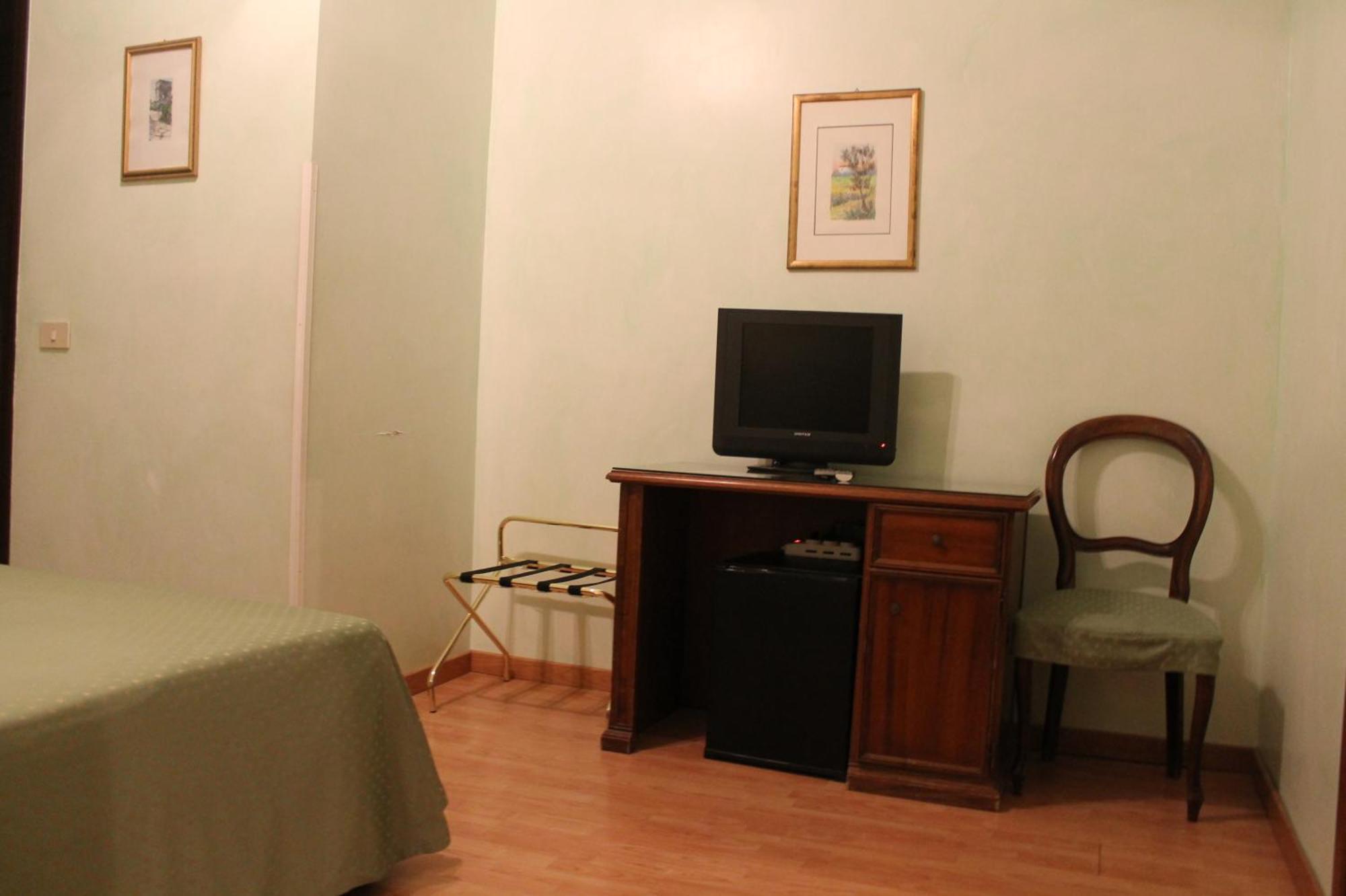 Hotel Fiori 2*