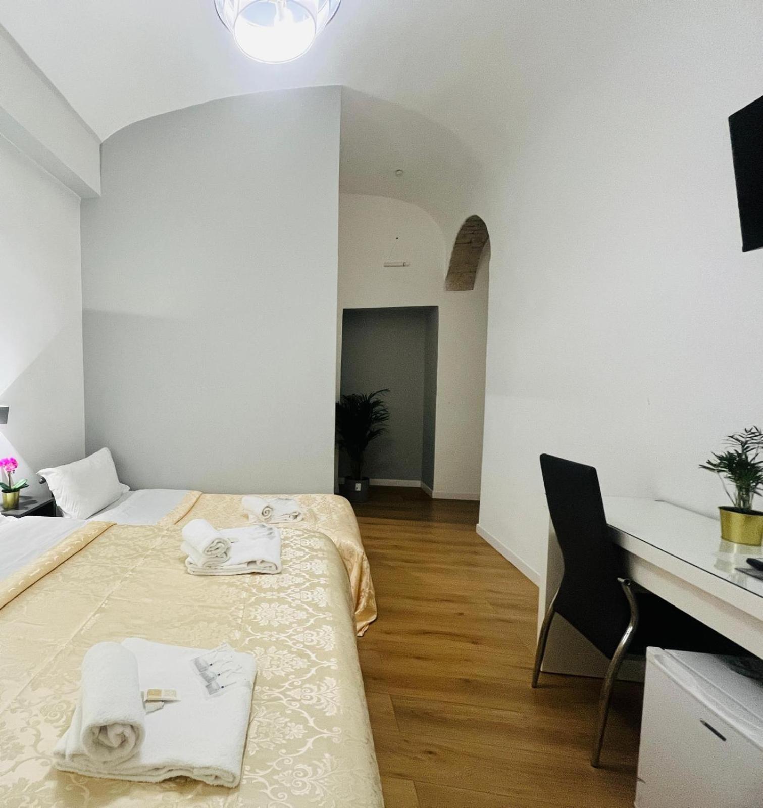 Rome Holiday Guesthouse Affittacamere Roma