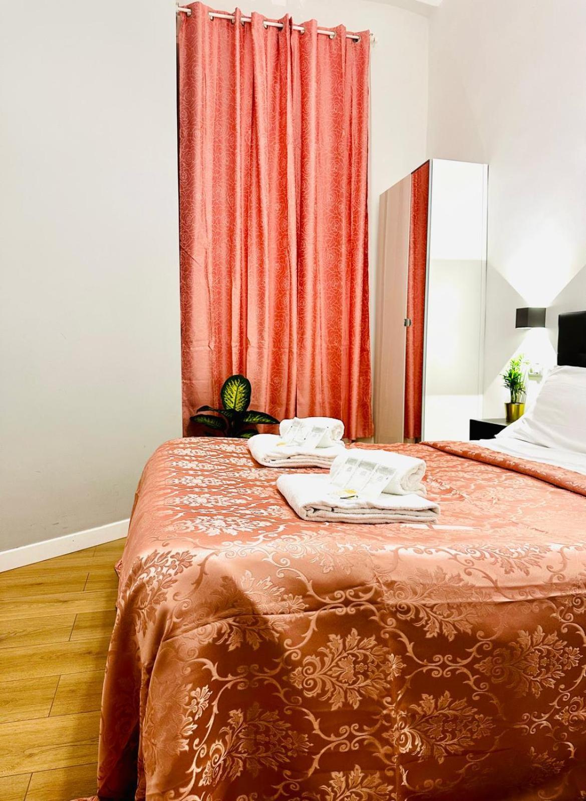 Rome Holiday Guesthouse Affittacamere Roma
