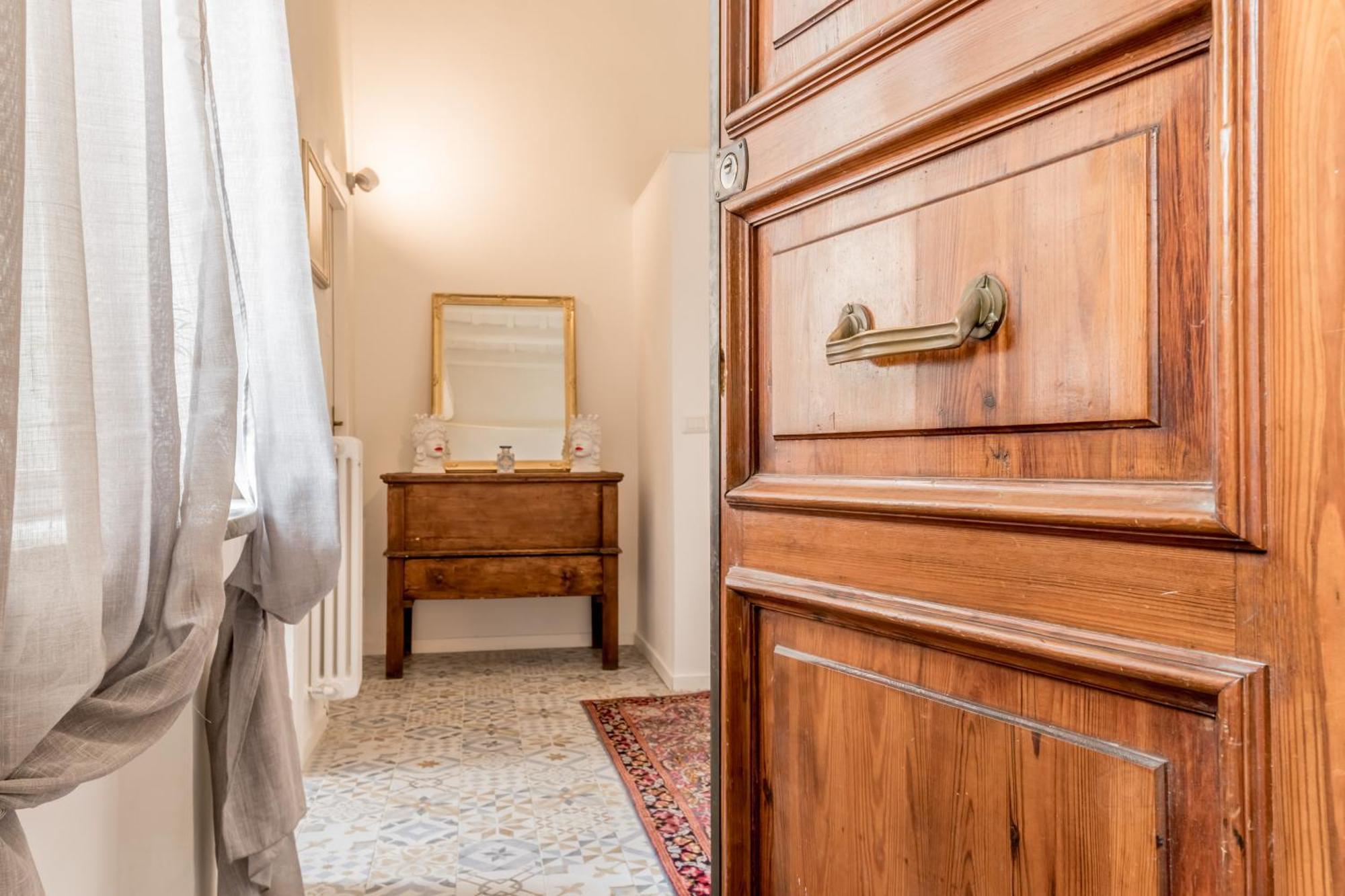 Appartamento Sales In Trastevere