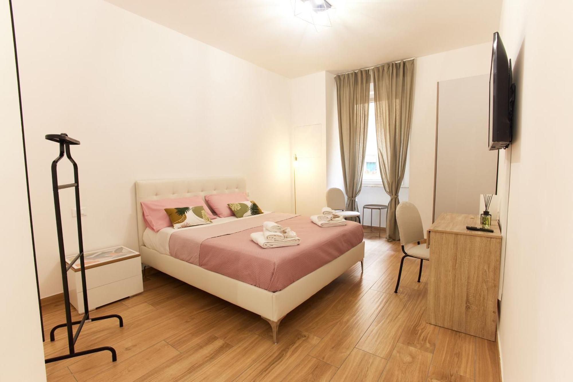 Casa de hóspedes Napodano - *