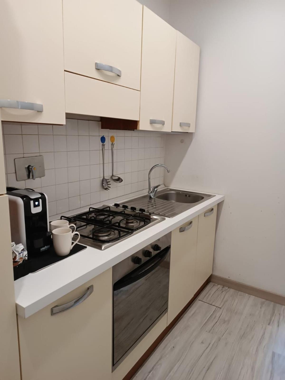 Metro Bologna Apartamento Roma