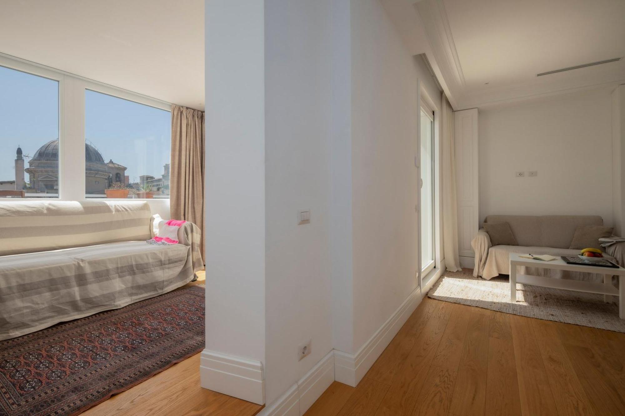 Monti Zen Penthouse-zeno57 * Roma